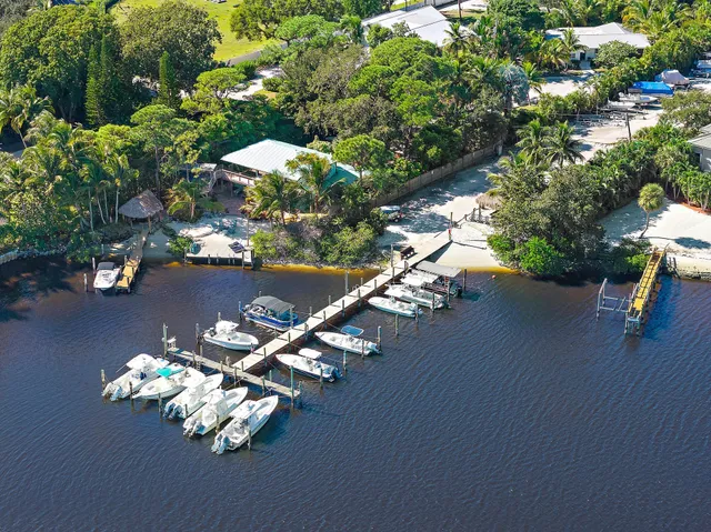 a view of a yard with patio