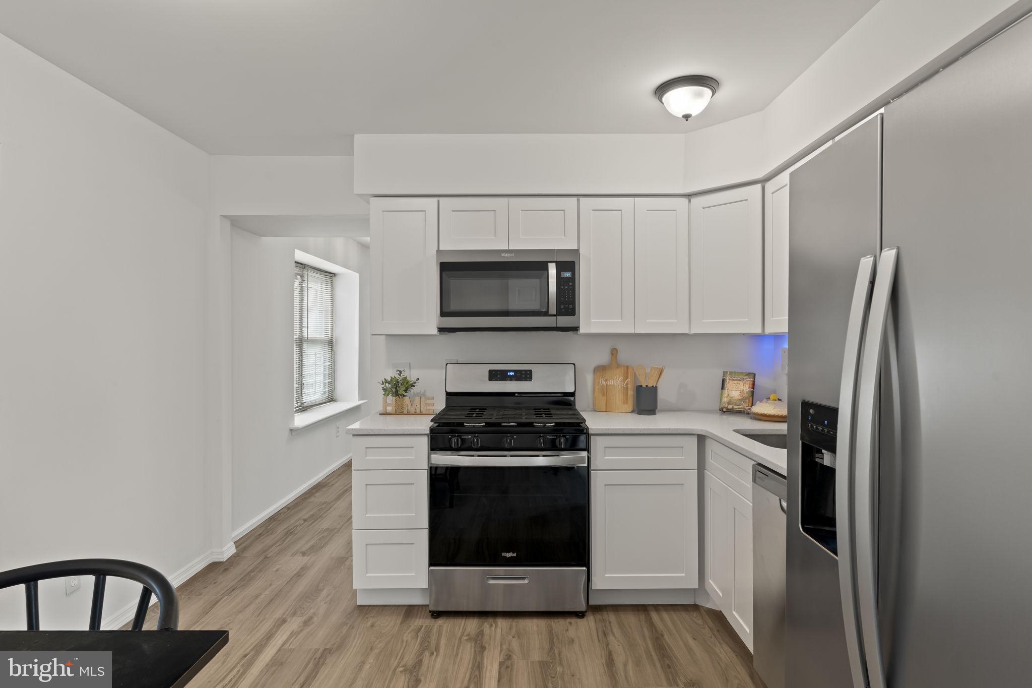 87 Hampton Gate Drive Sicklerville, NJ 08081 - Photo 12 of 43