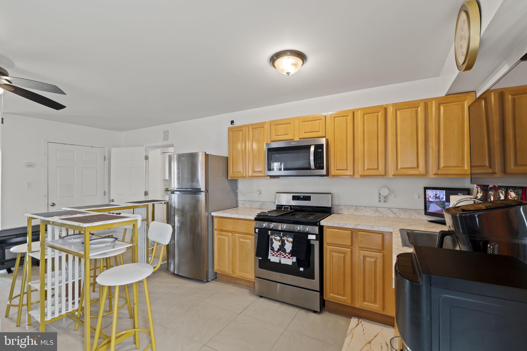 87 Hampton Gate Drive Sicklerville, NJ 08081 - Photo 17 of 43