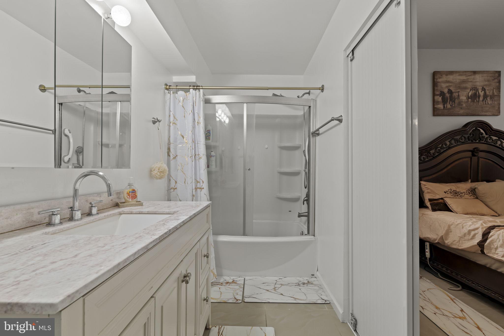 87 Hampton Gate Drive Sicklerville, NJ 08081 - Photo 22 of 43