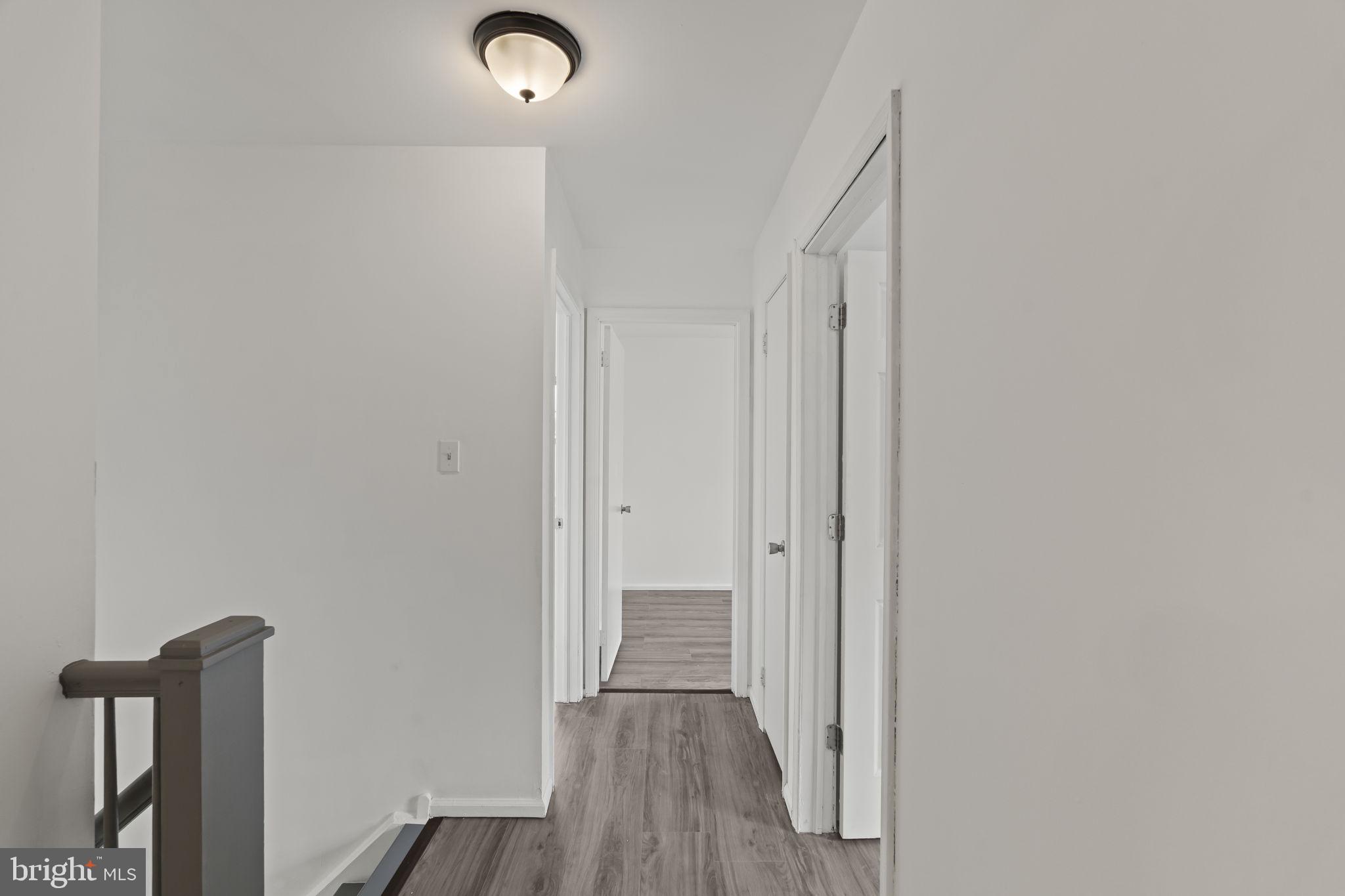 87 Hampton Gate Drive Sicklerville, NJ 08081 - Photo 25 of 43 Second Floor hall