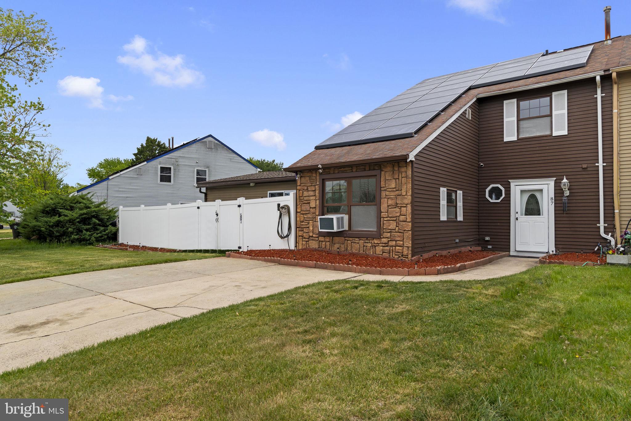 87 Hampton Gate Drive Sicklerville, NJ 08081 - Photo 3 of 43