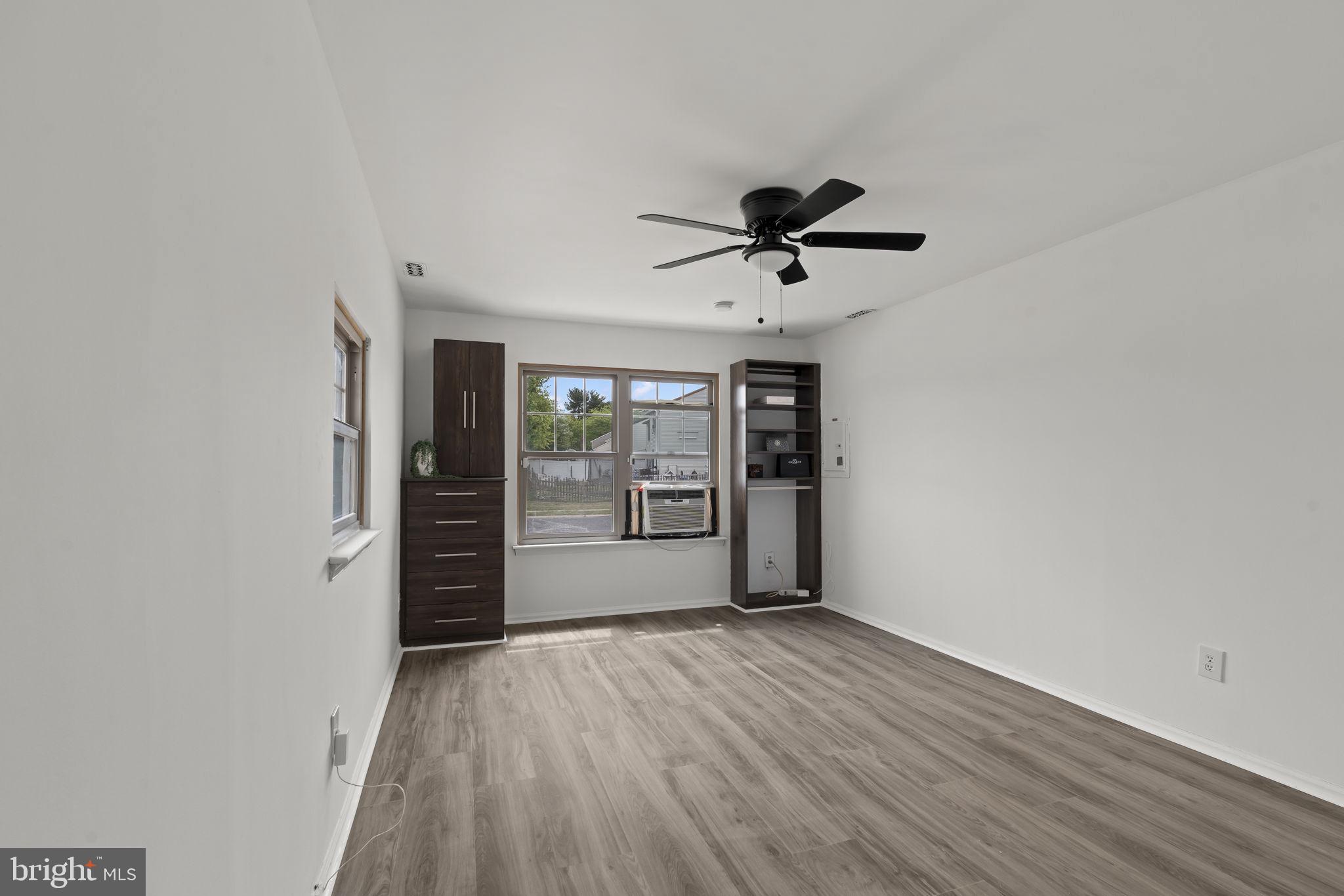 87 Hampton Gate Drive Sicklerville, NJ 08081 - Photo 10 of 43 1st Floor Bedroom