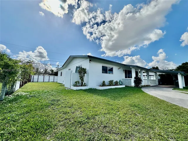 a view of a porch in front of house
