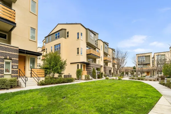 $899,000 | 1965 Mahuron Circle, San Jose, CA 95133