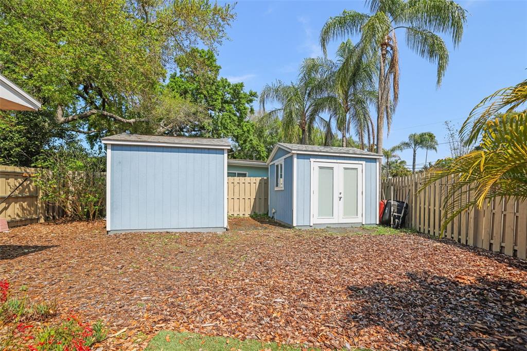 985 Gulf View Boulevard Dunedin, FL 34698 - Photo 18 of 52
