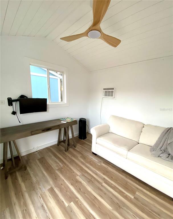985 Gulf View Boulevard Dunedin, FL 34698 - Photo 19 of 52