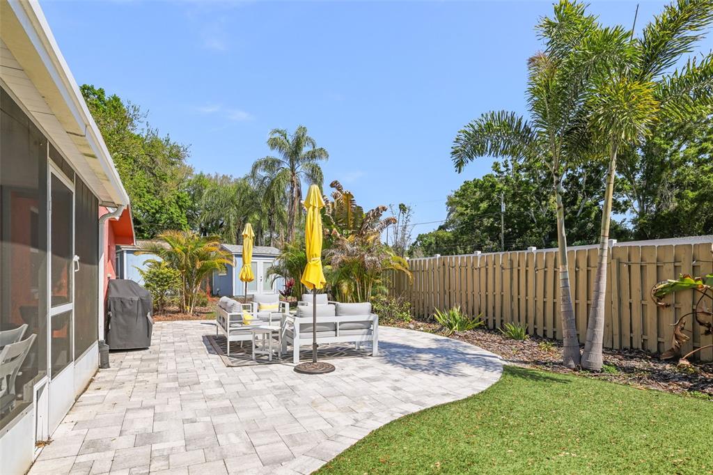 985 Gulf View Boulevard Dunedin, FL 34698 - Photo 31 of 52