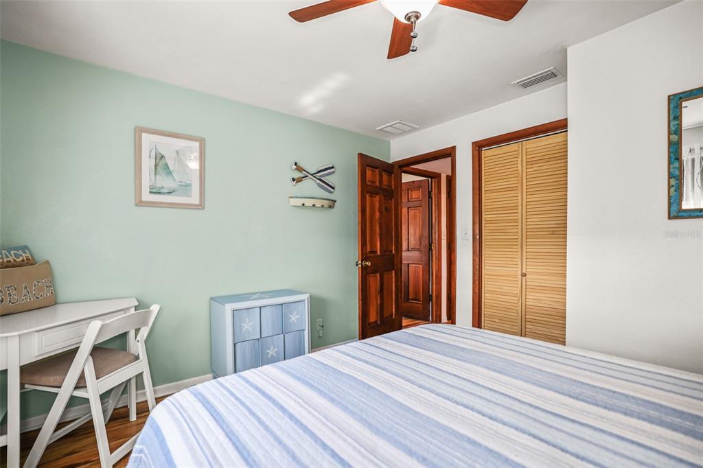 985 Gulf View Boulevard Dunedin, FL 34698 - Photo 41 of 52