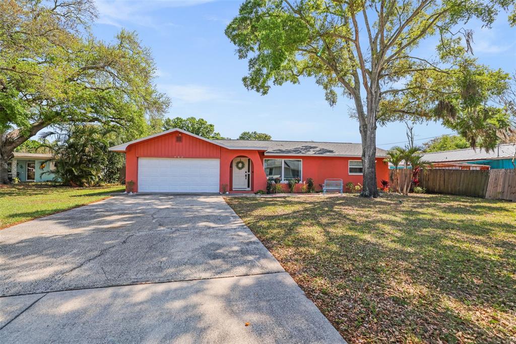 985 Gulf View Boulevard Dunedin, FL 34698 - Photo 49 of 52
