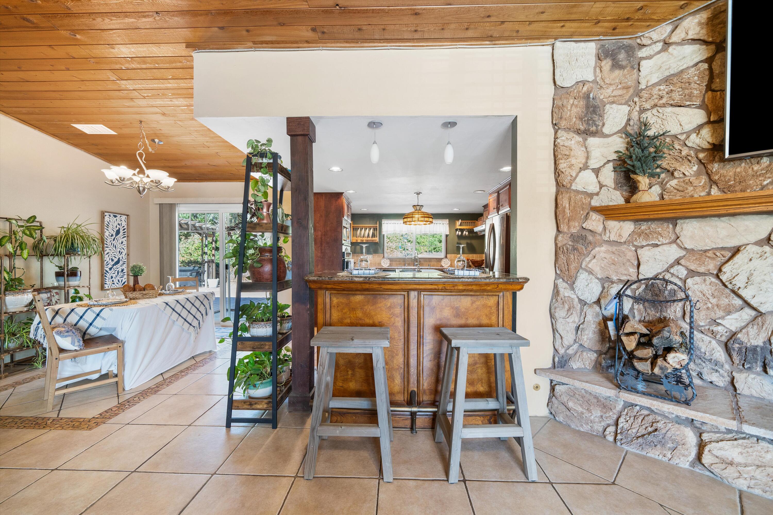 25801 Cumberland Road Tehachapi, CA 93561 - Photo 7 of 35 a building outdoor space with patio furniture and potted plants
