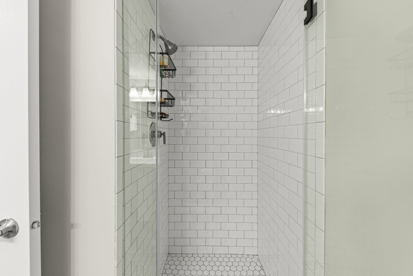 16505 Timberview Drive Plainfield, IL 60586 - Photo 21 of 29 a bathroom with a shower