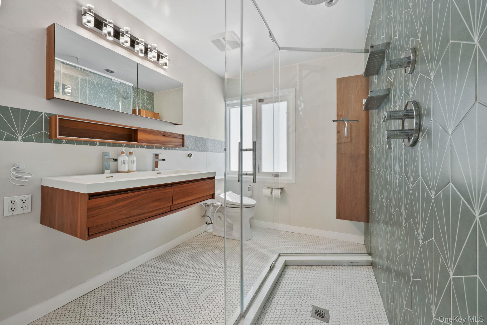 10 Lincoln Road Scarsdale, NY 10583 - Photo 16 of 34