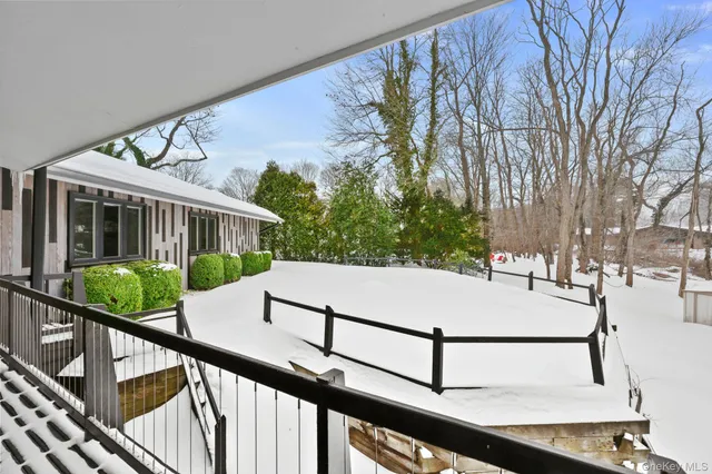$1,895,000 | 10 Lincoln Road, Scarsdale, NY 10583