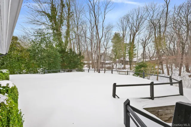 $1,895,000 | 10 Lincoln Road, Scarsdale, NY 10583