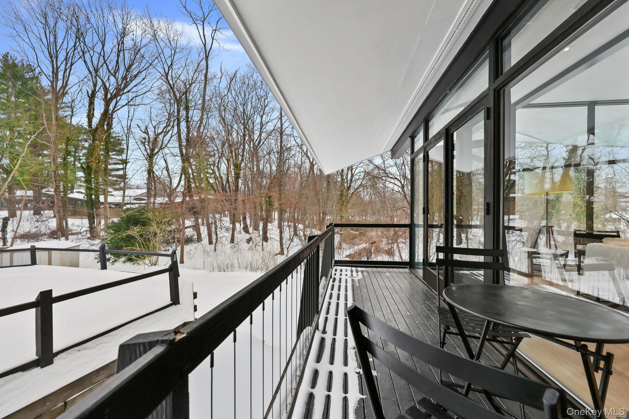 10 Lincoln Road Scarsdale, NY 10583 - Photo 29 of 34