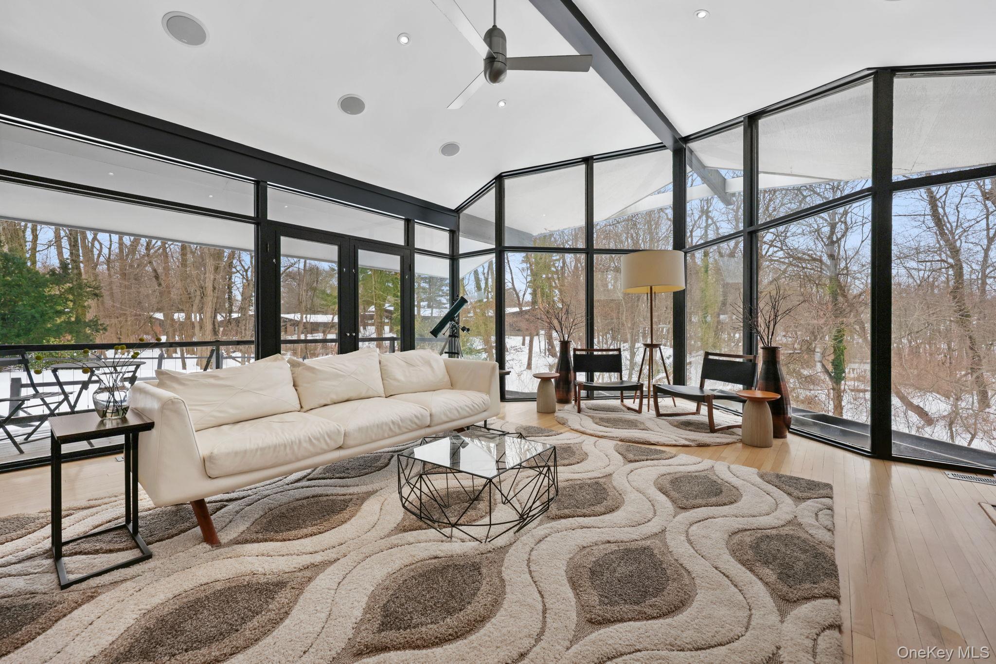 10 Lincoln Road Scarsdale, NY 10583 - Photo 4 of 34