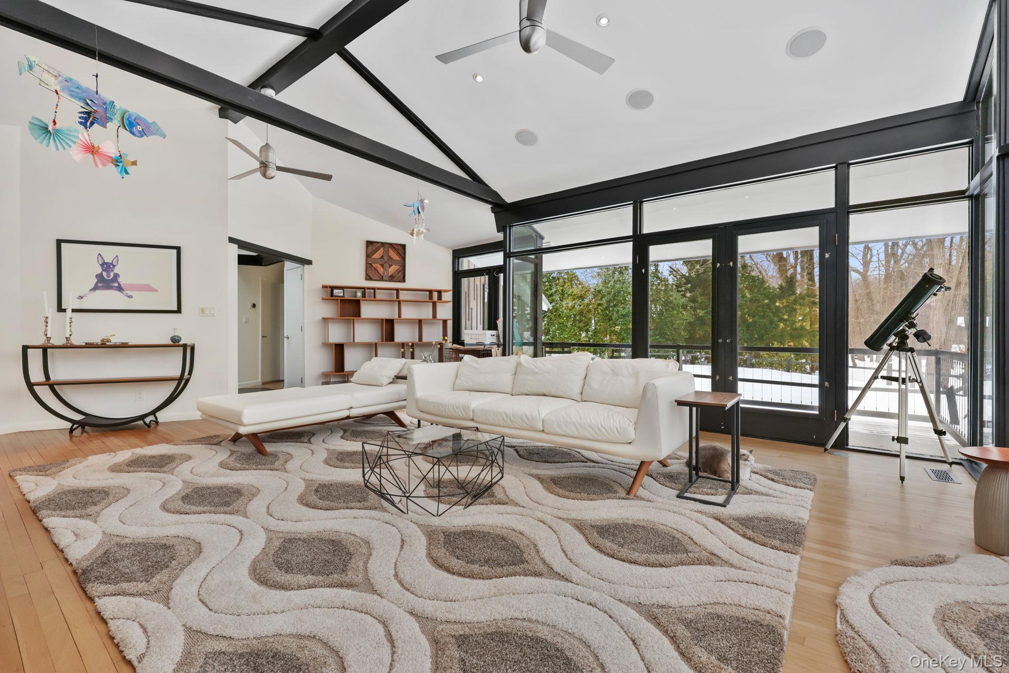 10 Lincoln Road Scarsdale, NY 10583 - Photo 5 of 34