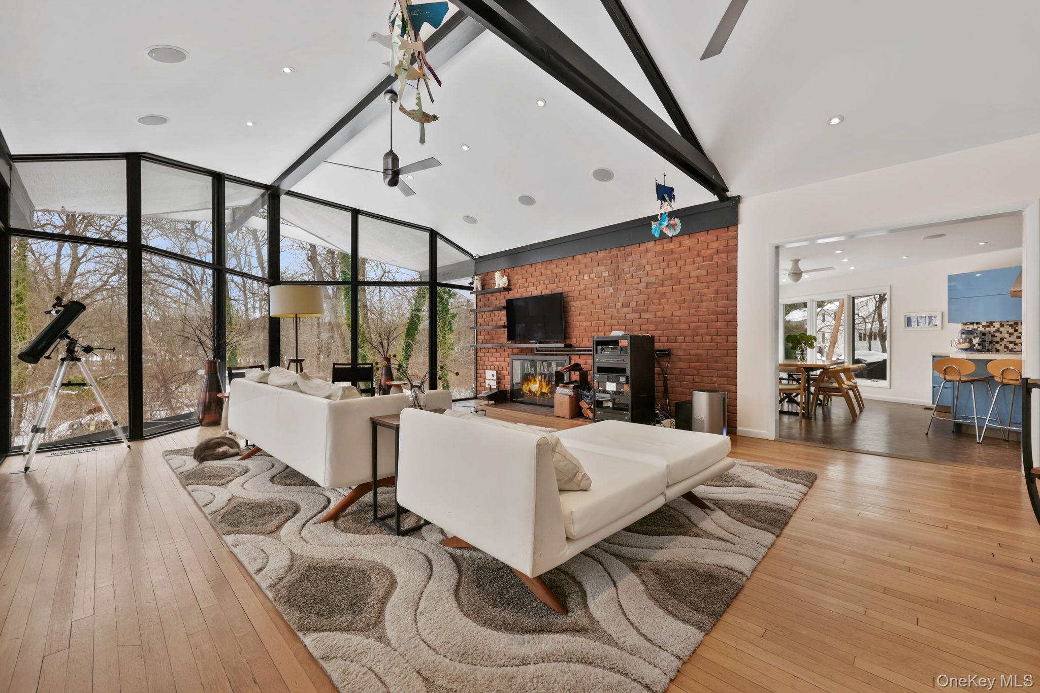 10 Lincoln Road Scarsdale, NY 10583 - Photo 6 of 34