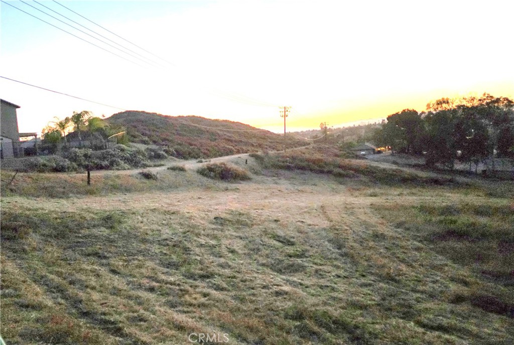30925 Nicolas Road Temecula, CA 92591 - Photo 12 of 27