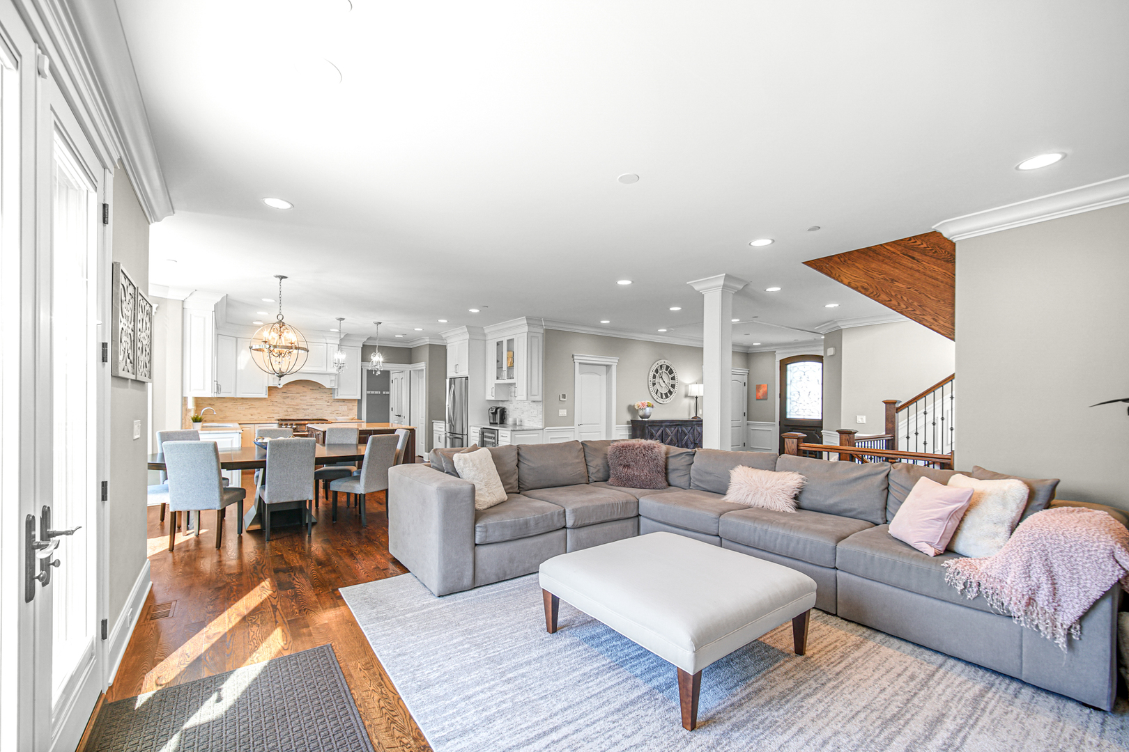 915 Forestview Road Addison, IL 60101 - Photo 8 of 49 a living room with furniture wooden floor and a table