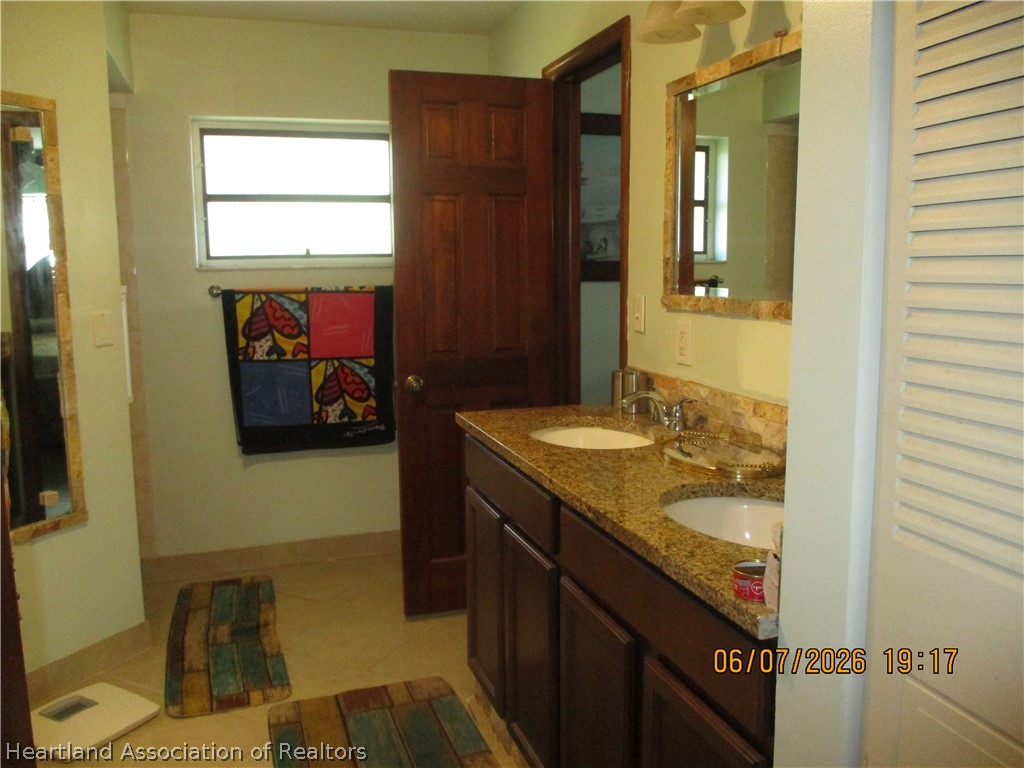 243 Sheppard Road Northwest Lake Placid, FL 33852 - Photo 9 of 19
