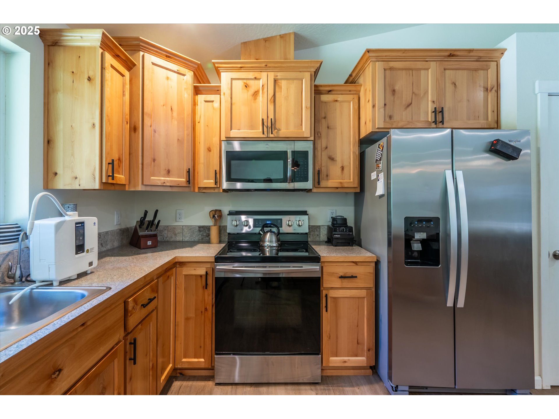 56502 Tom Smith Road Bandon, OR 97411 - Photo 18 of 46