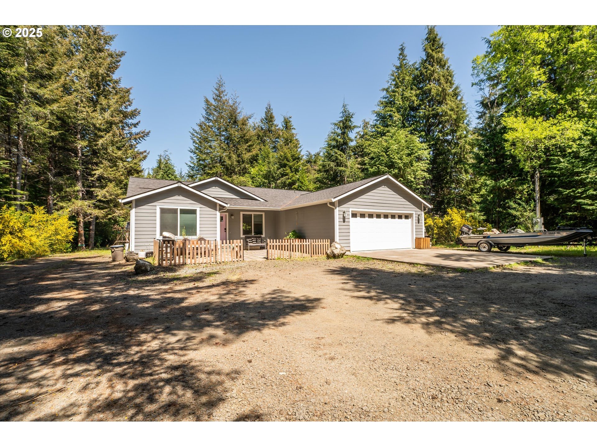 56502 Tom Smith Road Bandon, OR 97411 - Photo 2 of 46