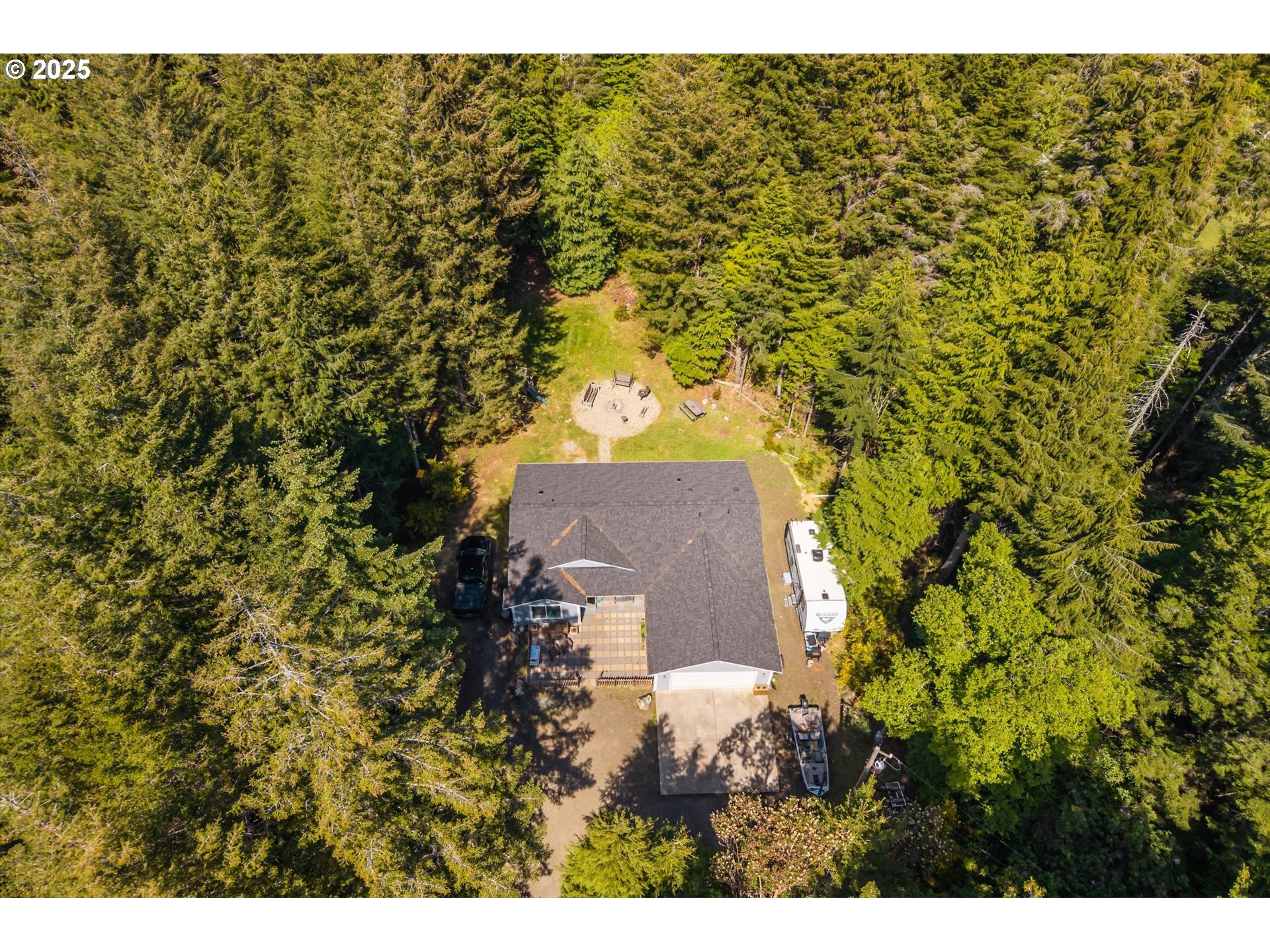 56502 Tom Smith Road Bandon, OR 97411 - Photo 5 of 46