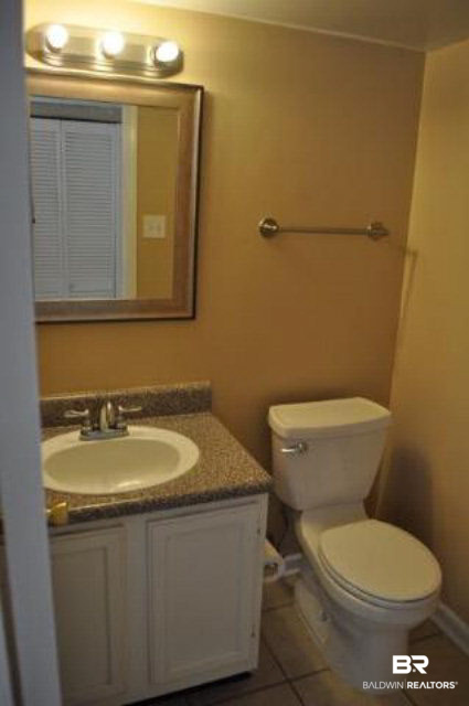 6701 Dickens Ferry Road, Unit 72 Mobile, AL 36608 - Photo 10 of 20 Half Bath