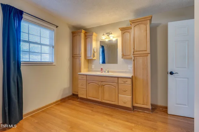 $240,000 | 105 Hedge Drive, Kingsport, TN 37660