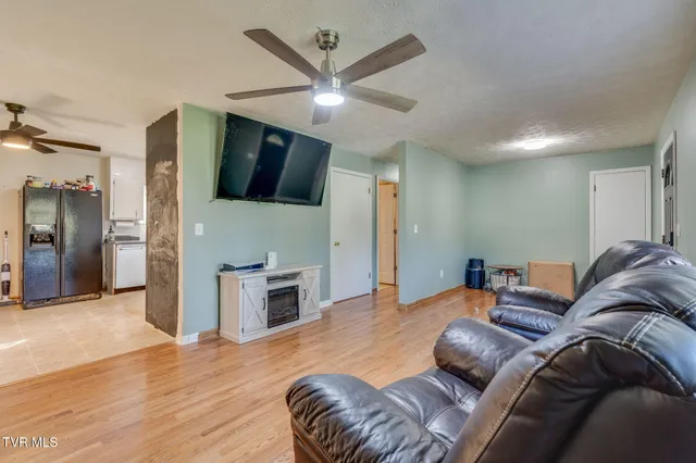 $240,000 | 105 Hedge Drive, Kingsport, TN 37660