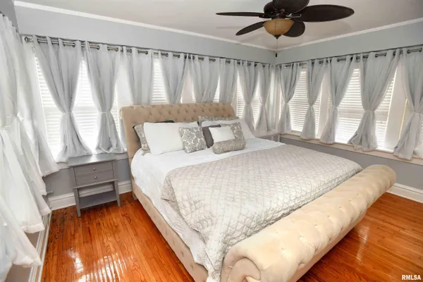 $449,000 | 1515 Northeast Glen Oak Avenue, Peoria, IL 61603