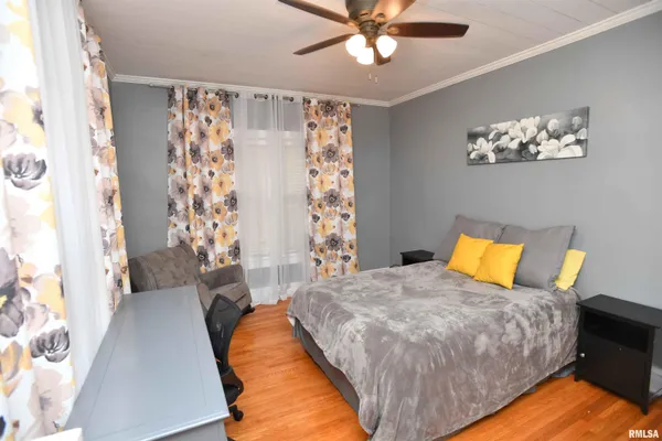 $449,000 | 1515 Northeast Glen Oak Avenue, Peoria, IL 61603