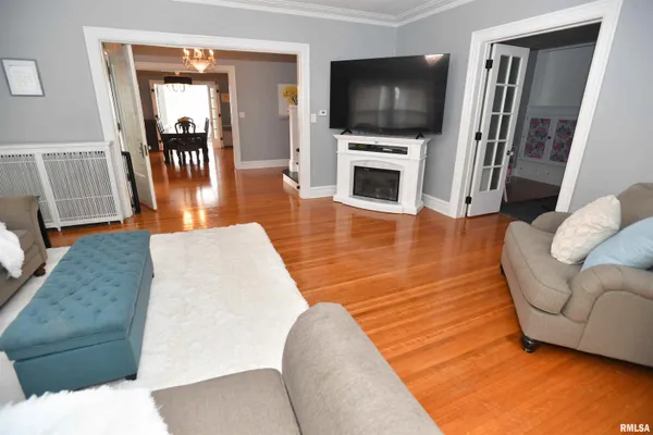 $449,000 | 1515 Northeast Glen Oak Avenue, Peoria, IL 61603