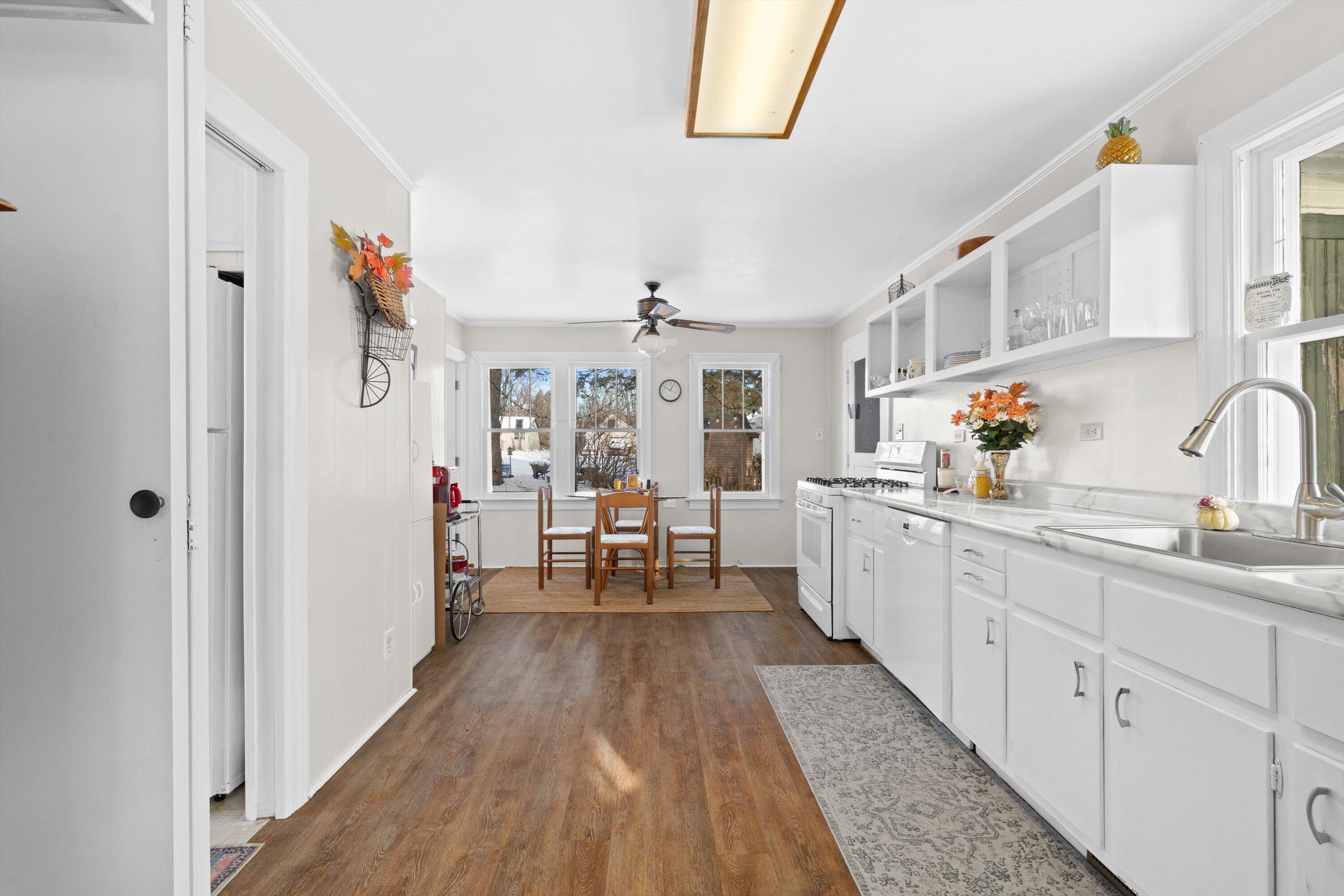 W862 Florence Road Bloomfield, WI 53128 - Photo 12 of 40 20-IMG_9939