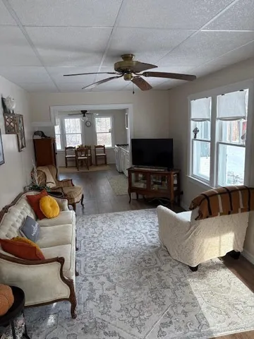 $299,900 | W862 Florence Road, Bloomfield, WI 53128