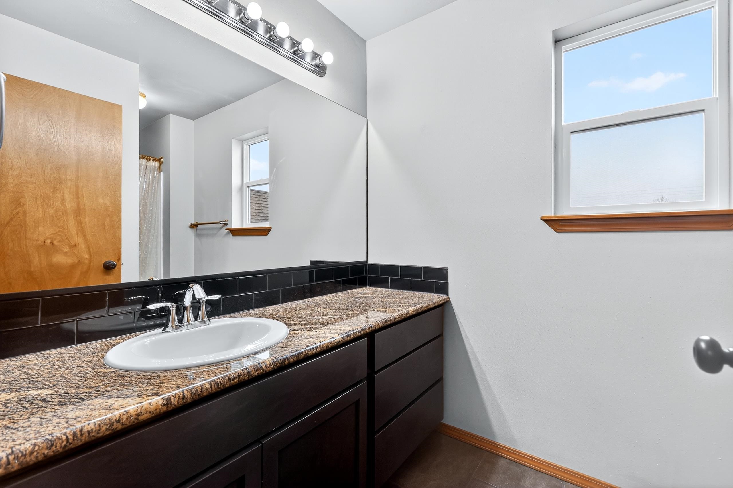 1003 South Henry Road Greenacres, WA 99016 - Photo 27 of 50