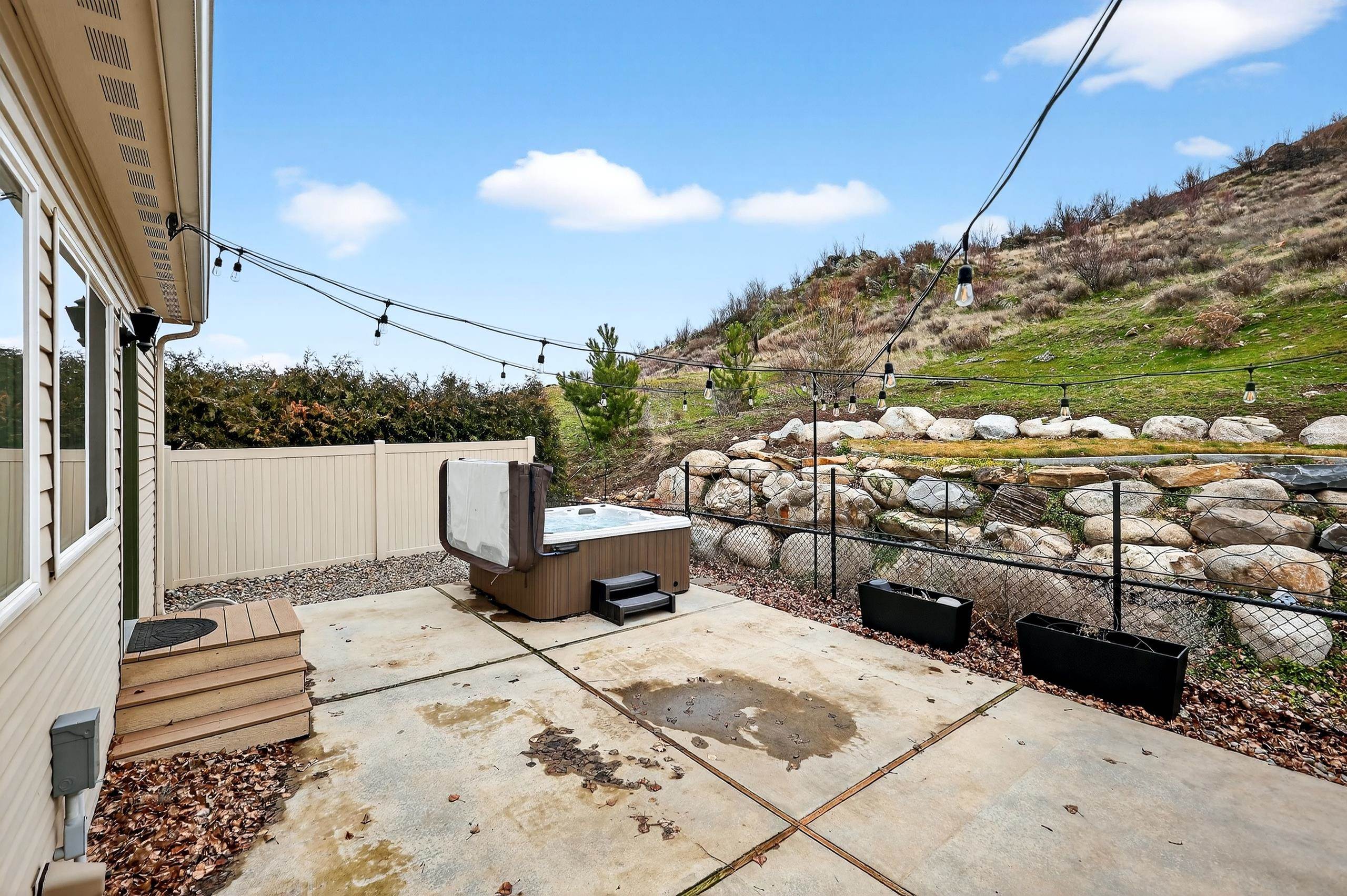 1003 South Henry Road Greenacres, WA 99016 - Photo 36 of 50