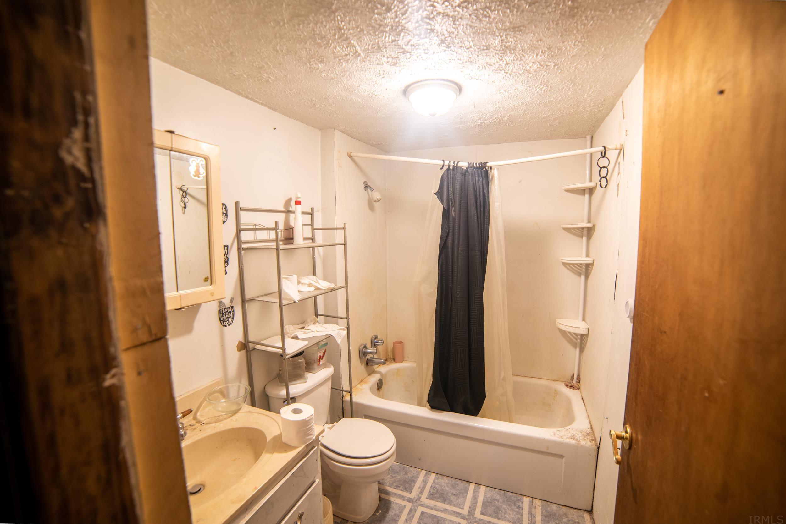 2624 R Street Bedford, IN 47421 - Photo 9 of 17 Gallery Image 9