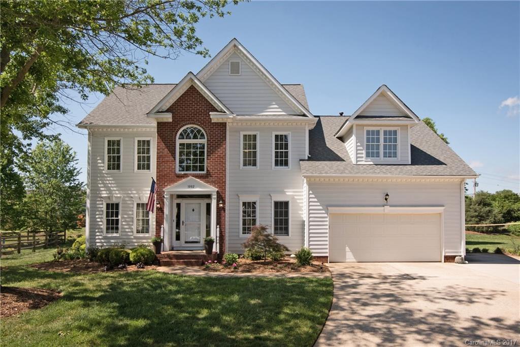 1002 Foxfield Road Waxhaw, NC 28173 - Photo 1 of 18 Gallery Image 1