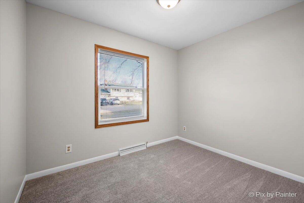 2807 Elizabeth Lane Twin Lakes, WI 53181 - Photo 12 of 28 16-PBP_1975