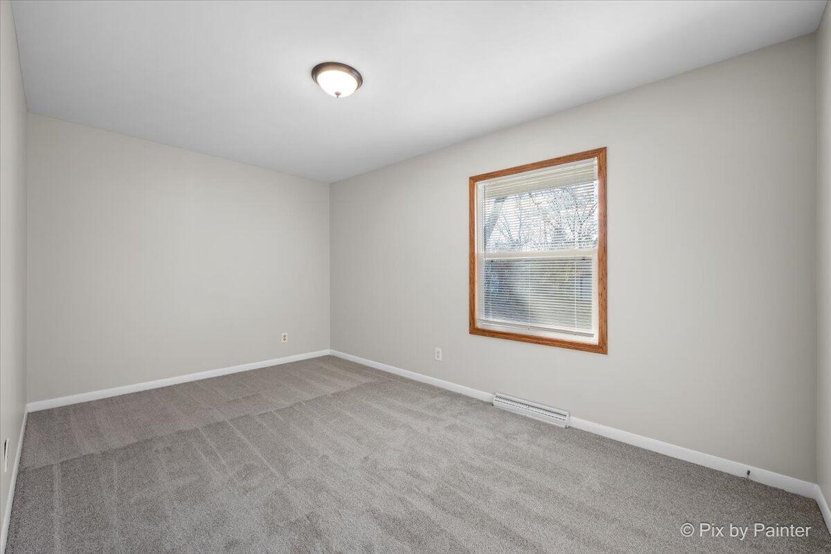 2807 Elizabeth Lane Twin Lakes, WI 53181 - Photo 10 of 28 12-PBP_1941