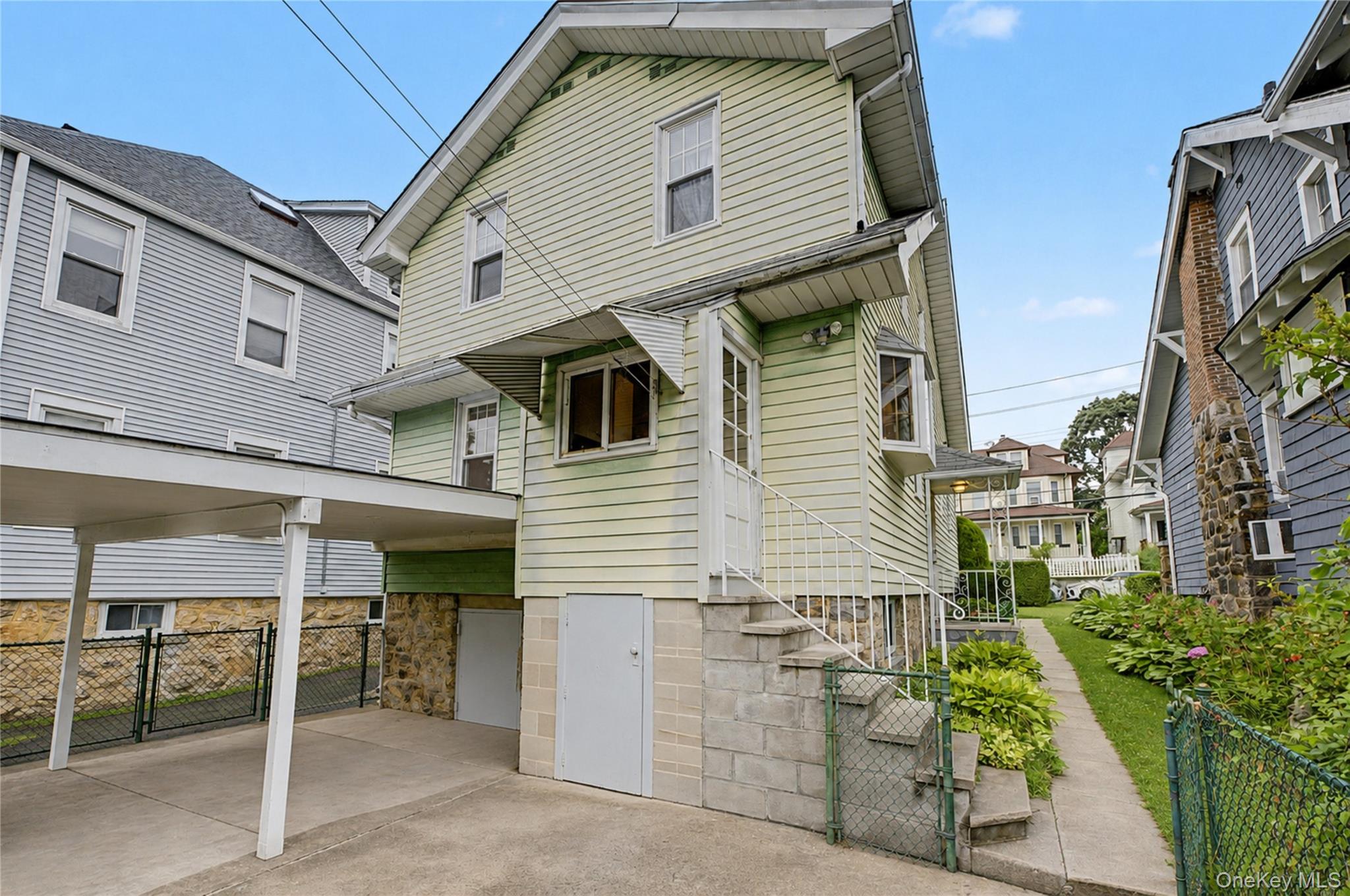 40 Dewey Avenue New Rochelle, NY 10801 - Photo 16 of 17