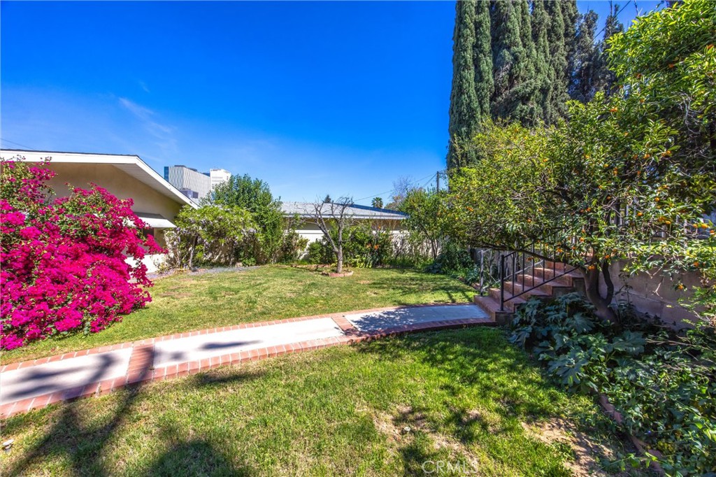 24673 Barton Road Loma Linda, CA 92354 - Photo 31 of 38 a view of yard with green space