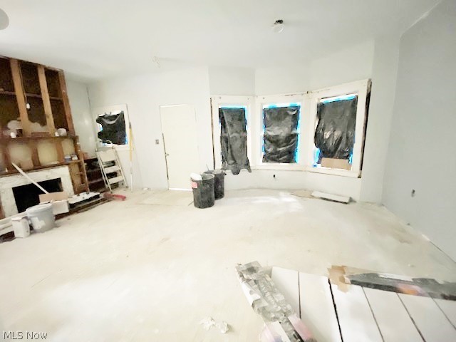 1757 Wickford Road Cleveland, OH 44112 - Photo 9 of 34