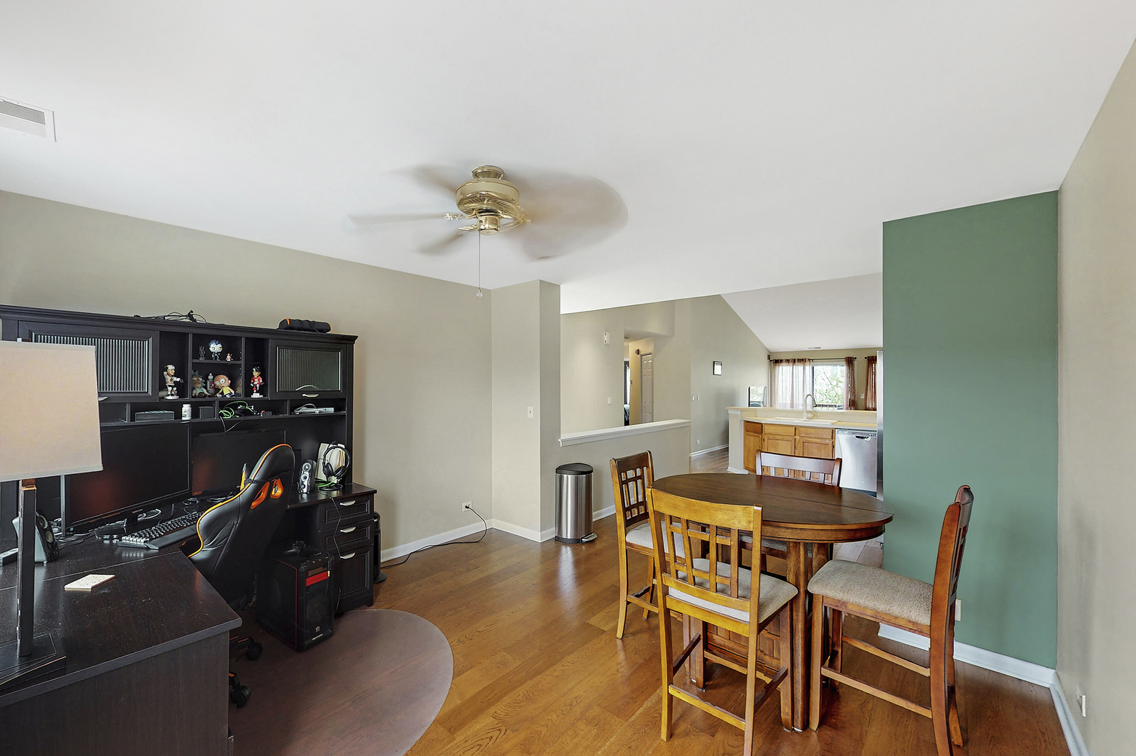 8120 Ripple Ridge, Unit 8120 Darien, IL 60561 - Photo 10 of 31