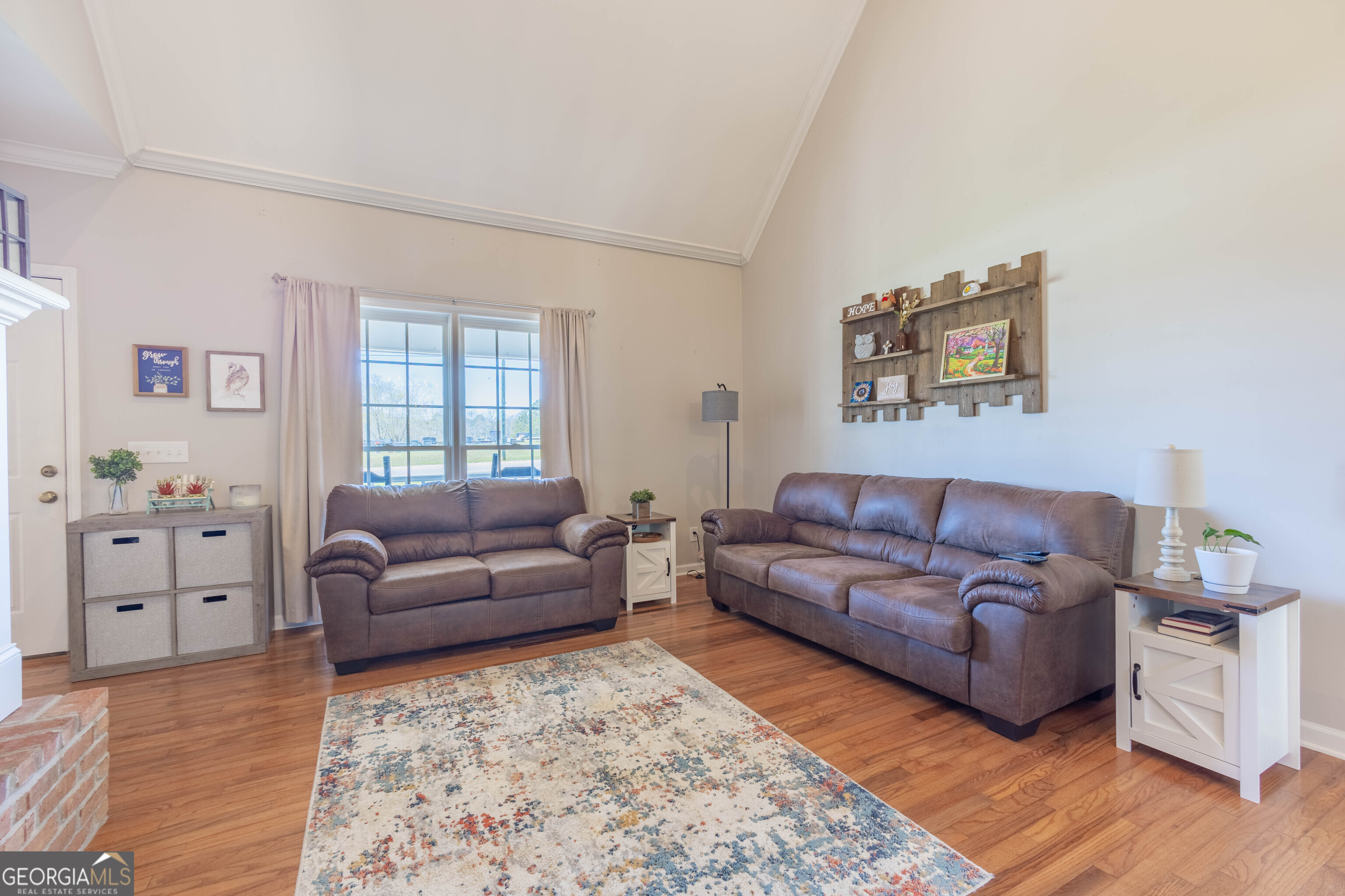 894 Highland Avenue Wadley, AL 36276 - Photo 11 of 26 a living room with furniture and windows