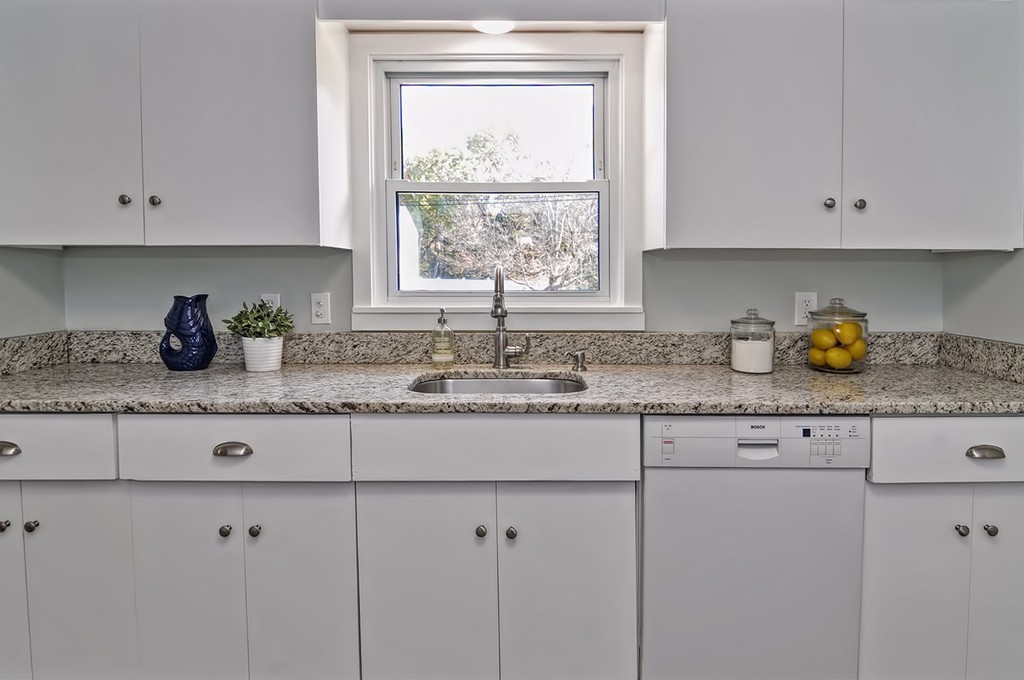 77 Joseph Road Framingham, MA 01701 - Photo 4 of 27 Gallery Image 4