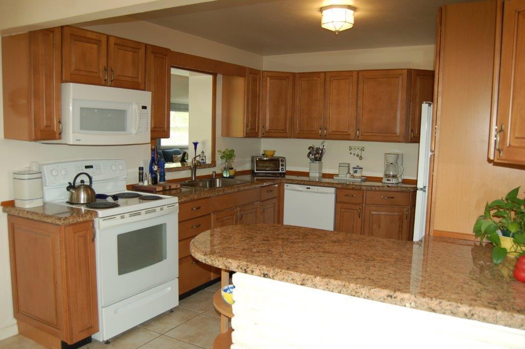 445 Inlet Road North Palm Beach, FL 33408 - Photo 8 of 8 Kitchen-FR